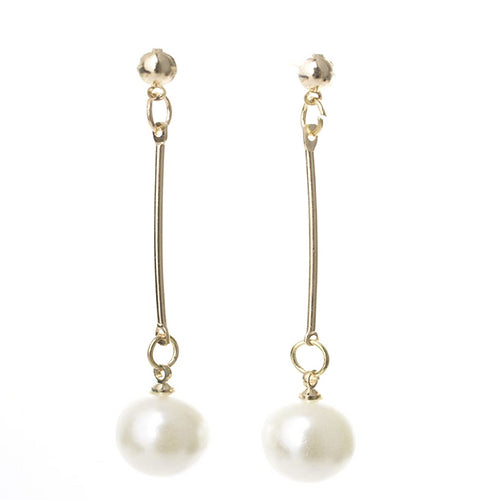 SALE ! Gold Pearl Drop Earrings